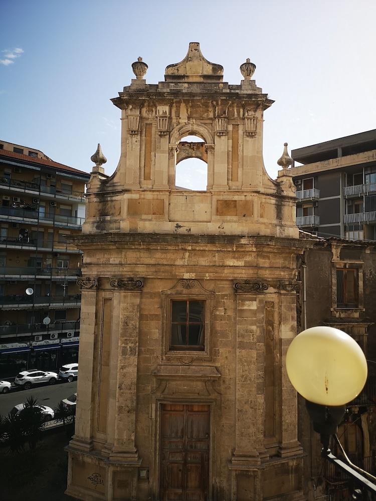 Hotel Valentino Catánia Buitenkant foto